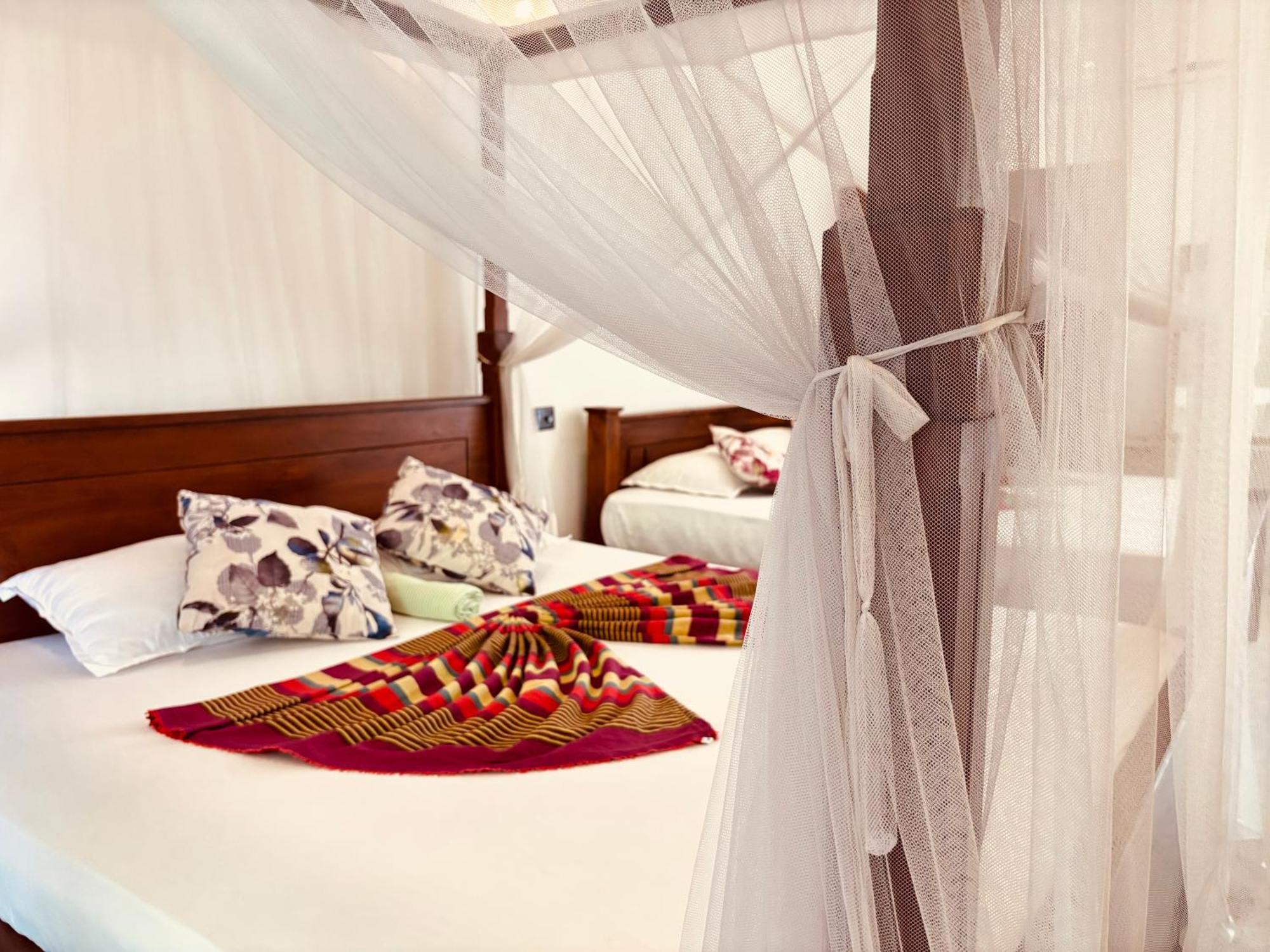Hotel Indigo Унаватуна Екстериор снимка