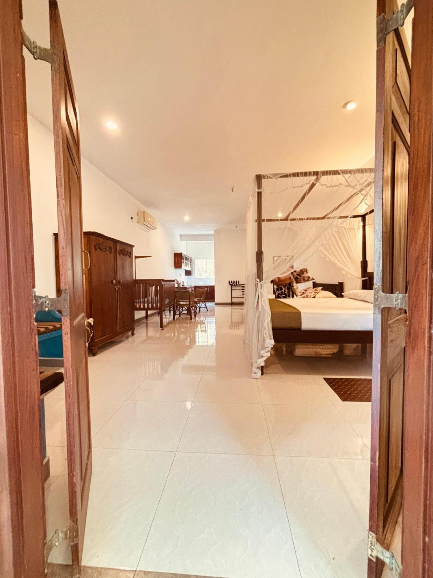 Hotel Indigo Унаватуна Екстериор снимка