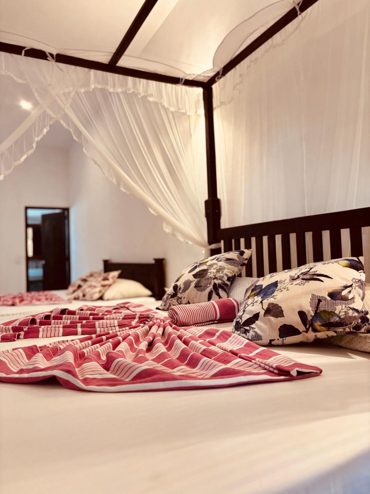 Hotel Indigo Унаватуна Екстериор снимка